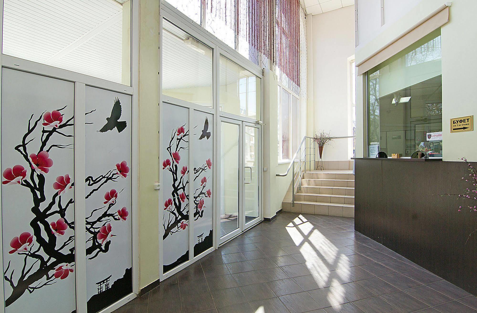 Tokyo Star Economy Hotel Odessa Esterno foto