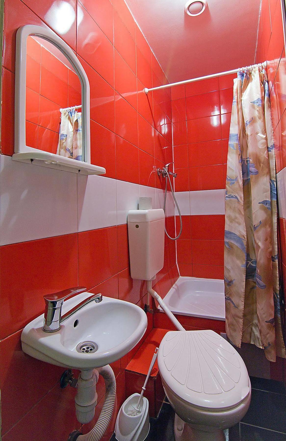 Tokyo Star Economy Hotel Odessa Esterno foto